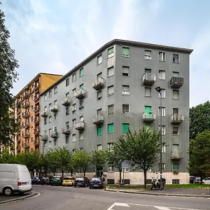 Insubria 8-3dx - Monolocale Cool Appartamento